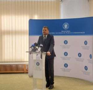 Ministrul Dezvoltării şi autorităţile locale dezbat reforma administrativă şi descentralizarea jocurilor de noroc